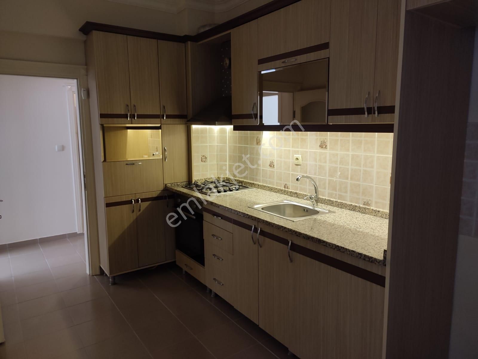 📍 Alanya / Mahmutlar Mahallesi – Yekta Avm Civarı 2+1 Daire