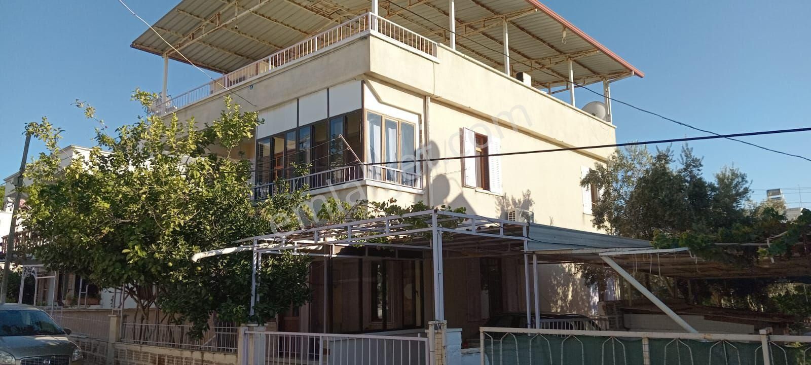 Memurdan 4+2 Villa 3 Katlı ,deniz Ada Manzaralı, Full Eşyalı, Müstakil Tapu