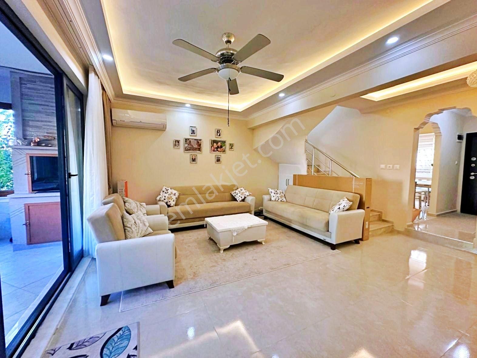 🏠gültaş Emlaktanakçayda Satılık Hayallerinizi Süsleyecek 3+1 Satılık Villa