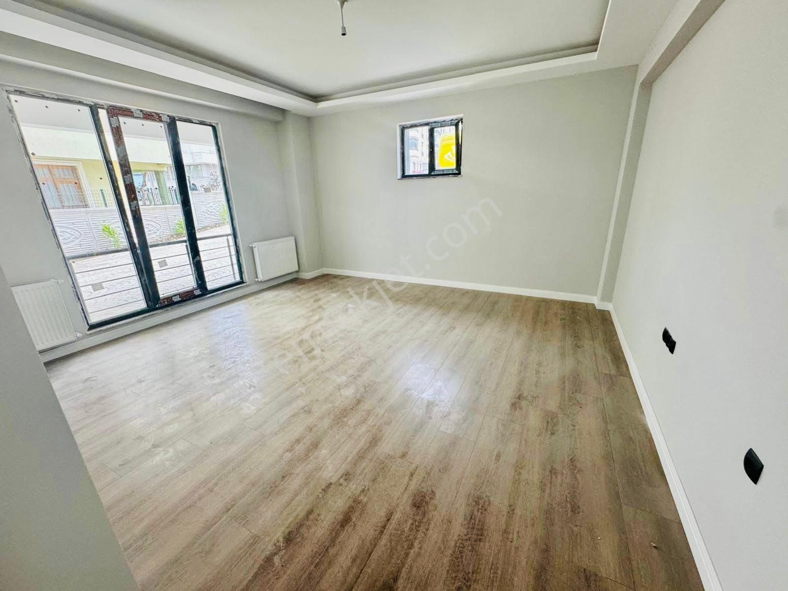 Furkan Emlaktan Kalkancı Mh 2+1 110m2 Giriş Kat Ebeveyn Banyolu Merkezi Konumda Sıfır Fırsat Daire