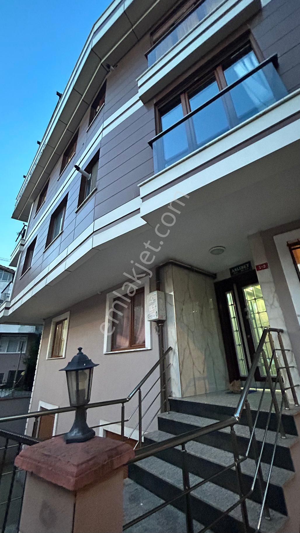 Merkezi Konum 1+1 Temiz Bahçe Katı Satılık Daire