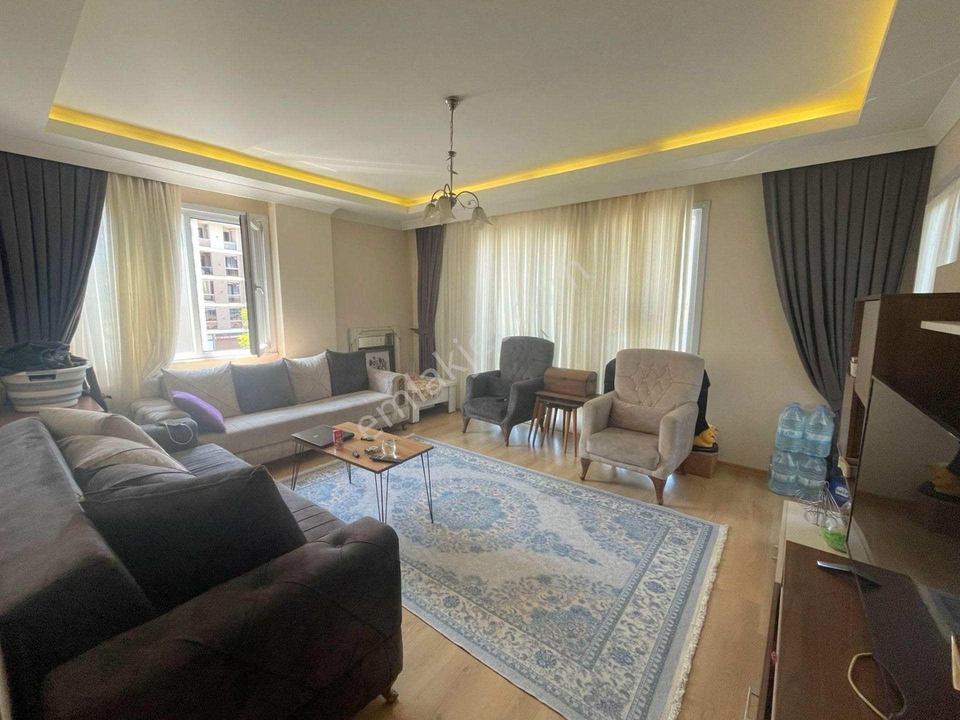 Mertcan'dan Şeyhli Ankara Cad.1dk İskanlı Balkonlu Ara Kat 2+1