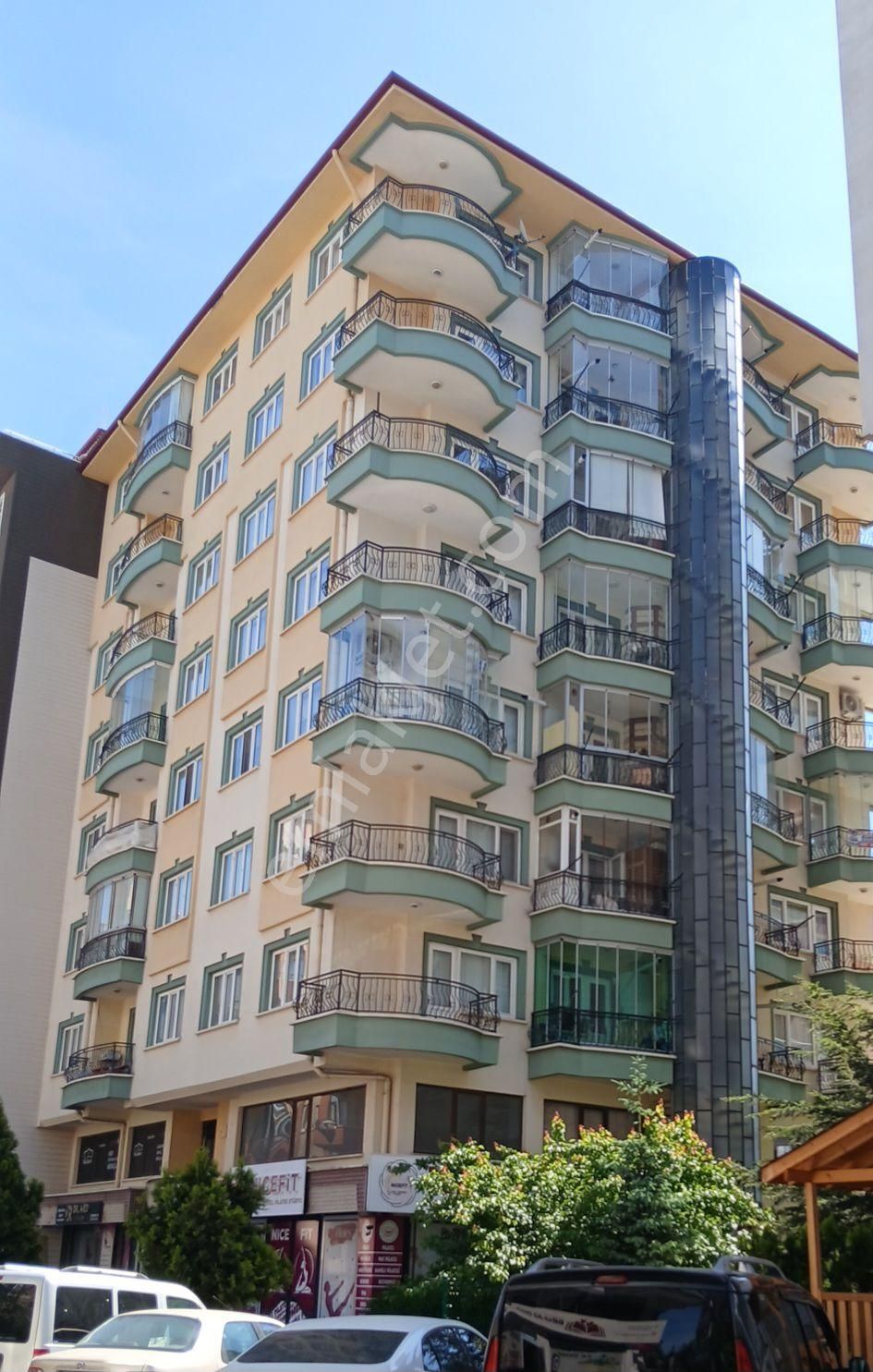 Salim Grp Emlak - Karaman Mah. 3+1 Manzaralı Geniş Satılık Daıre