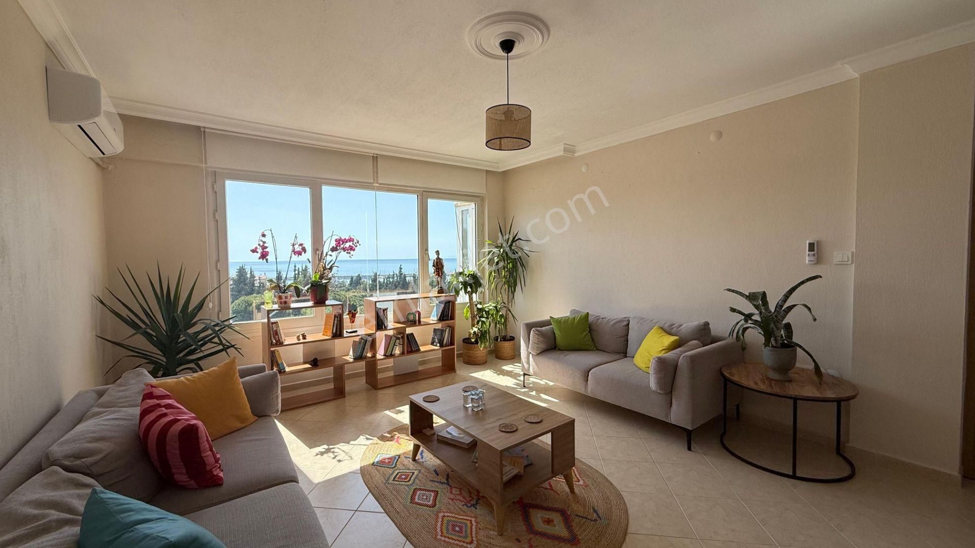 Kuşadası Türkmen'de 2+1 Deniz Manzaralı Daire
