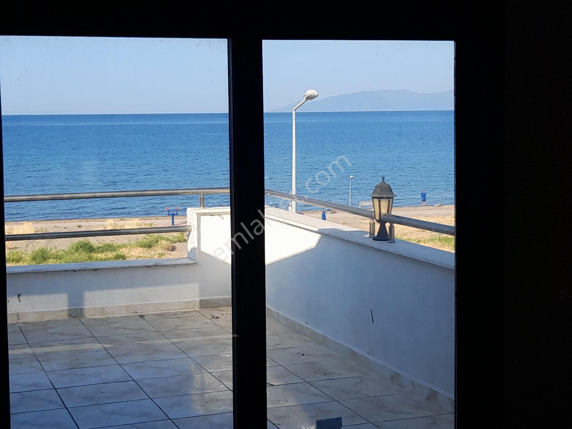 Dikili'de Denize Sıfır Ultralux Villa - Görsel 27