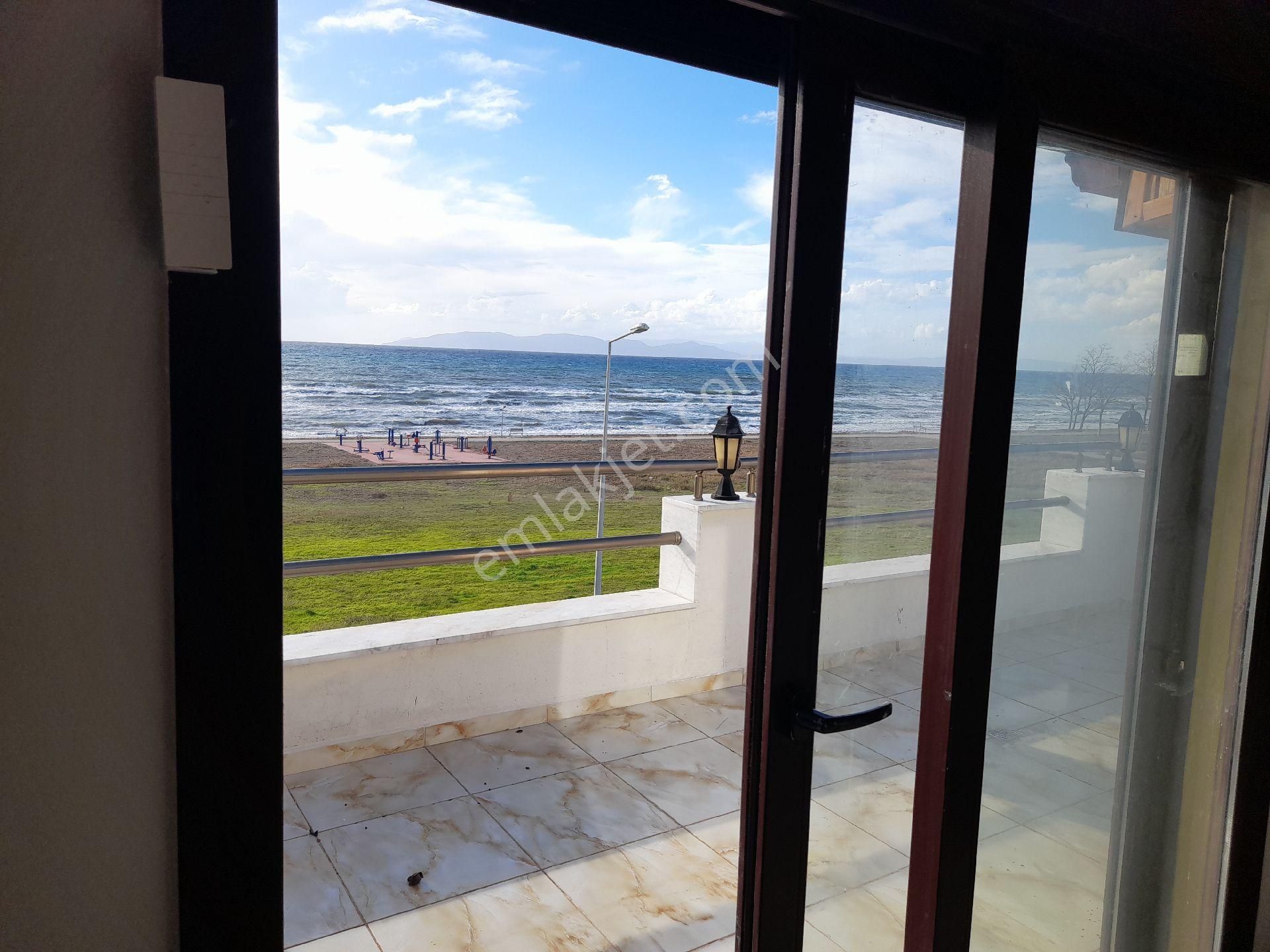 Dikili'de Denize Sıfır Ultralux Villa - Görsel 6