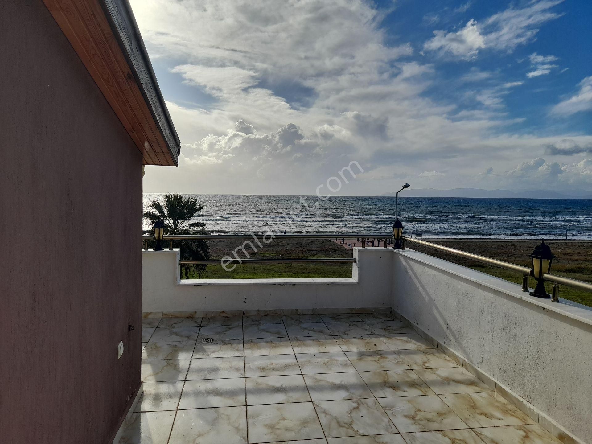 Dikili'de Denize Sıfır Ultralux Villa - Görsel 4