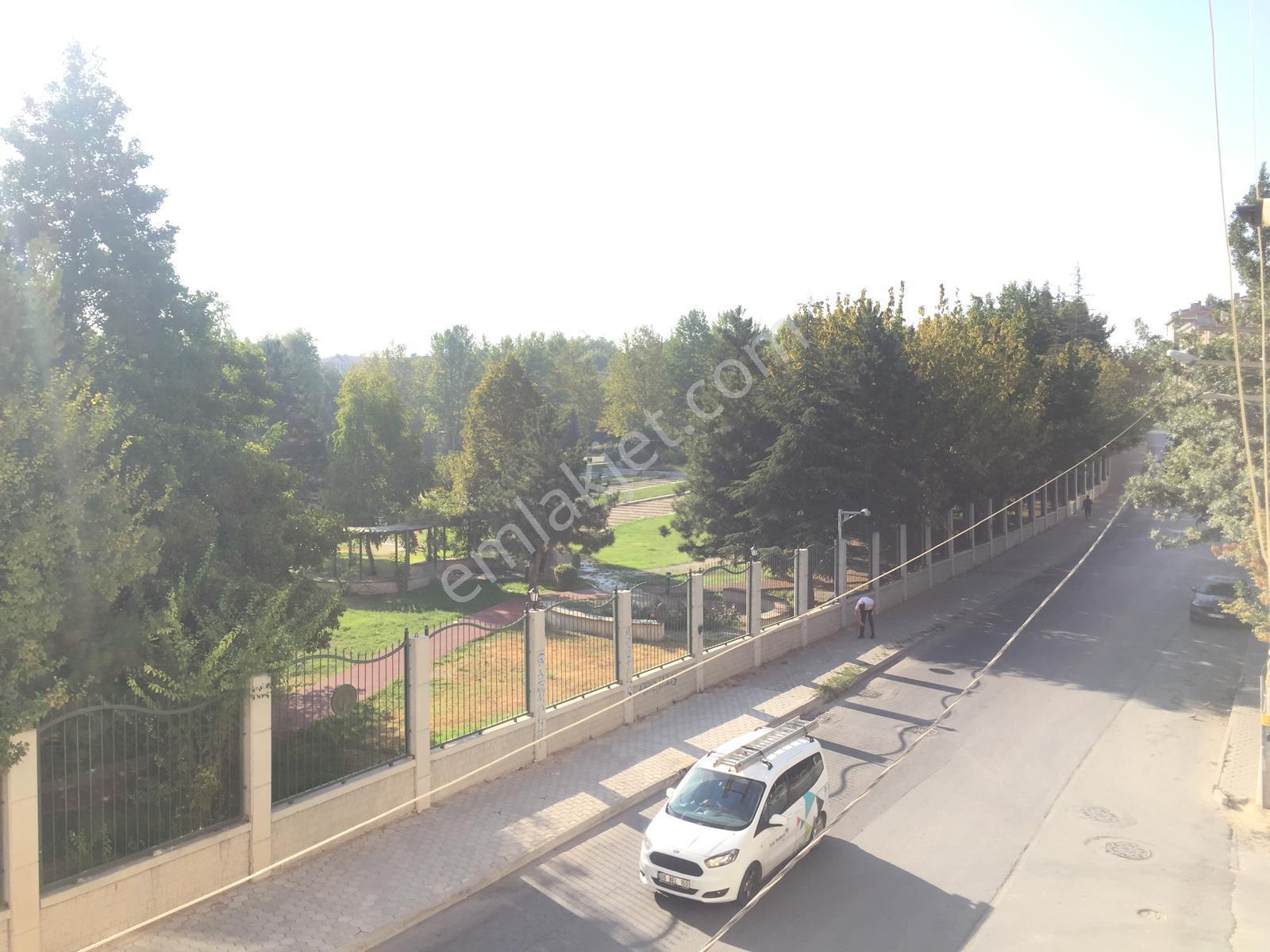 Anadolu Üniversitesi İletişim Kapısı Karşısı 1+1 Ayrı Mutfaklı Kombili Daire - Görsel 23