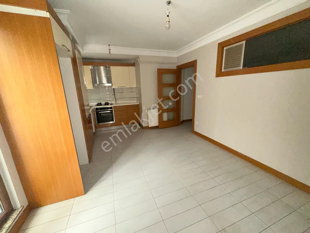 Çeliktepe'de, Metroya 4 Dk. 1+1, Kiralık Daire, Artum'dan
