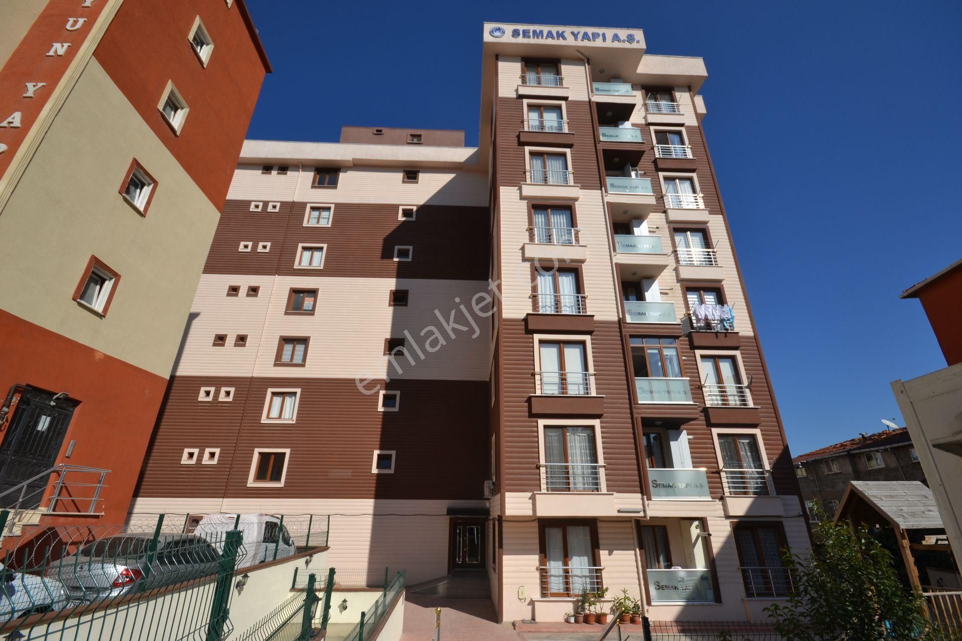 Pendik Velibaba'da Kaçırılmaz Teraslı 3+2 Satılık Daire!!!