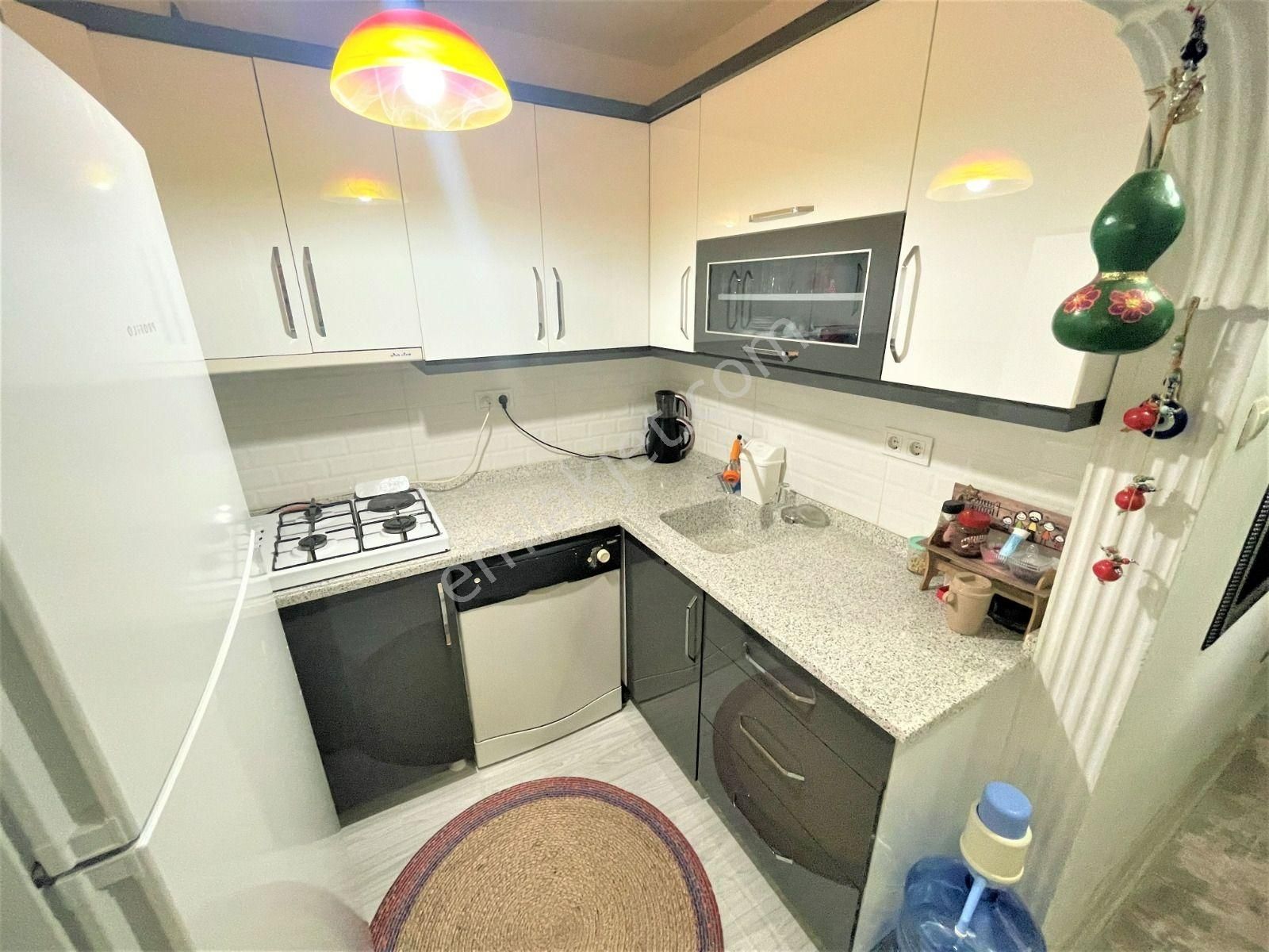 Zirve'den Akçay Da Satılık Denize 450 Metre Masrafsız Geniş 2+1 Daire