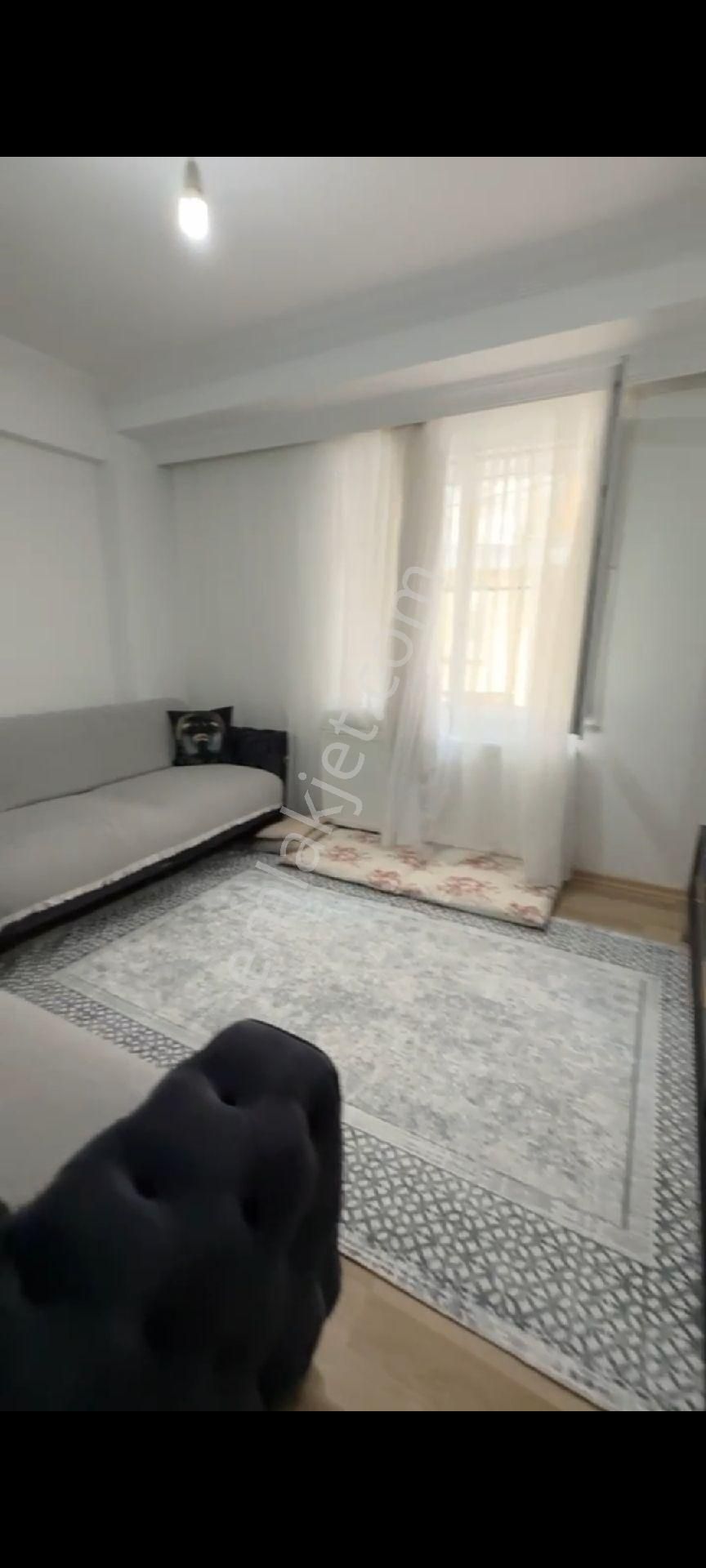Bahçe Katı Fiyatına 2+1 Yüksek Giriş Acil Satılık