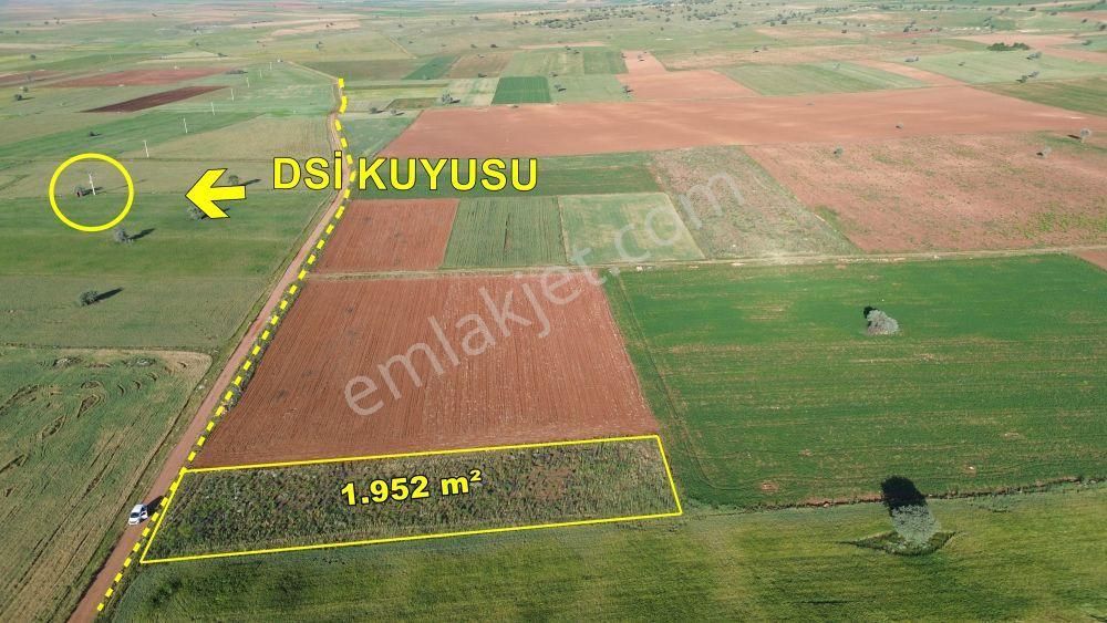Sulanır 1952 M² Tarla /karahüyük / Akören / Konya
