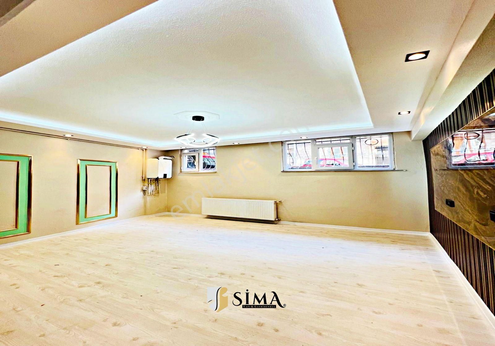 Sima Yapıdan Talatpaşa Mah Caddeye 3 Dk Metrobüse 10 Dk Mesafede 2+1 Geniş Bahçe Kullanımlı Daire