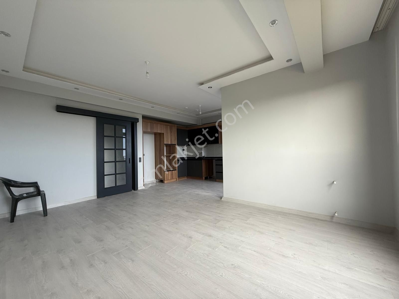 Mersin Mezitli Eski Mezitli Satılık Lüks Sıfır 2+1 Daire