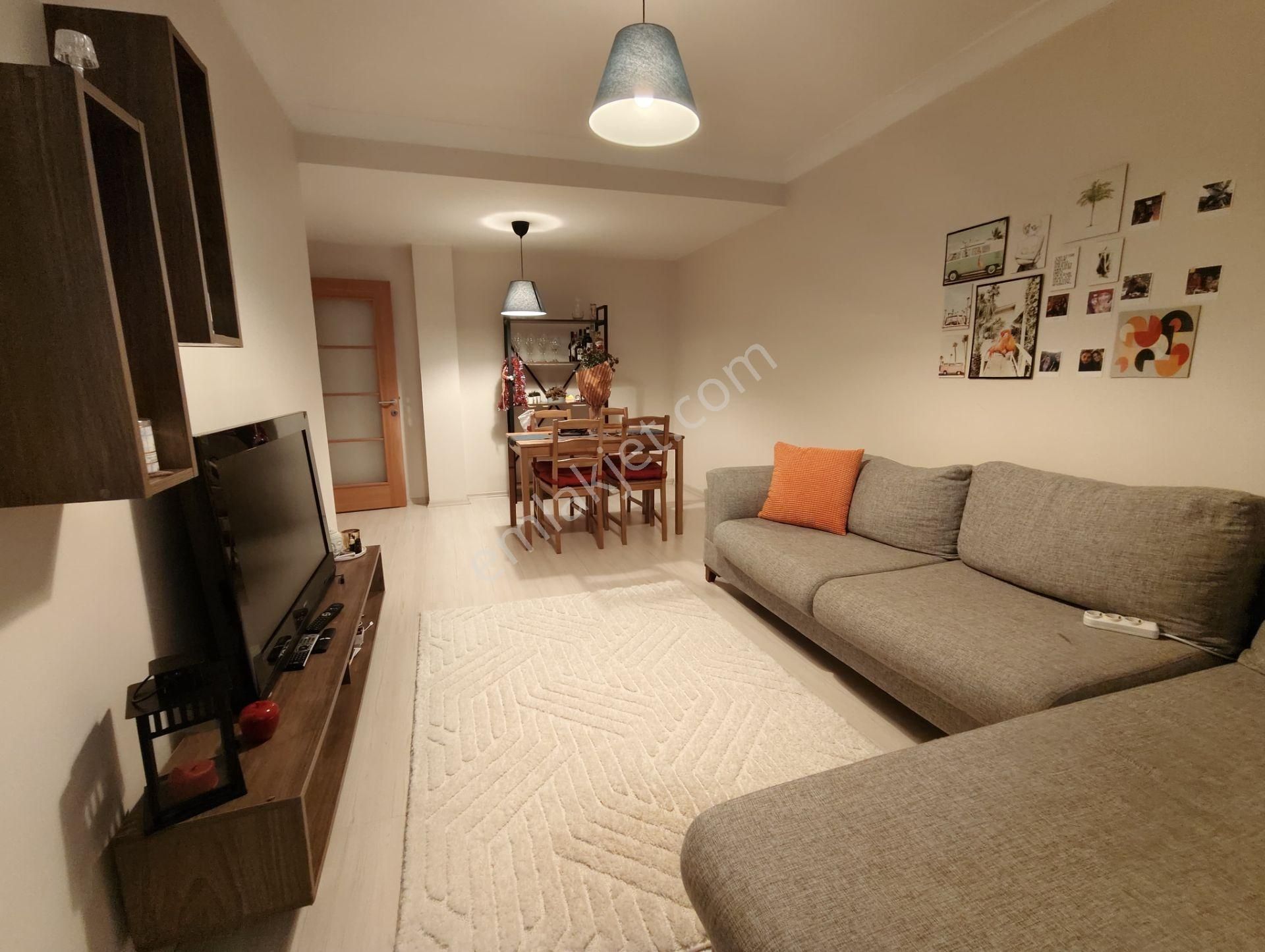 Nar'dan Tek Yetkili.. Bostancı Işıklara Yakın İskanlı 70 Net 2+1
