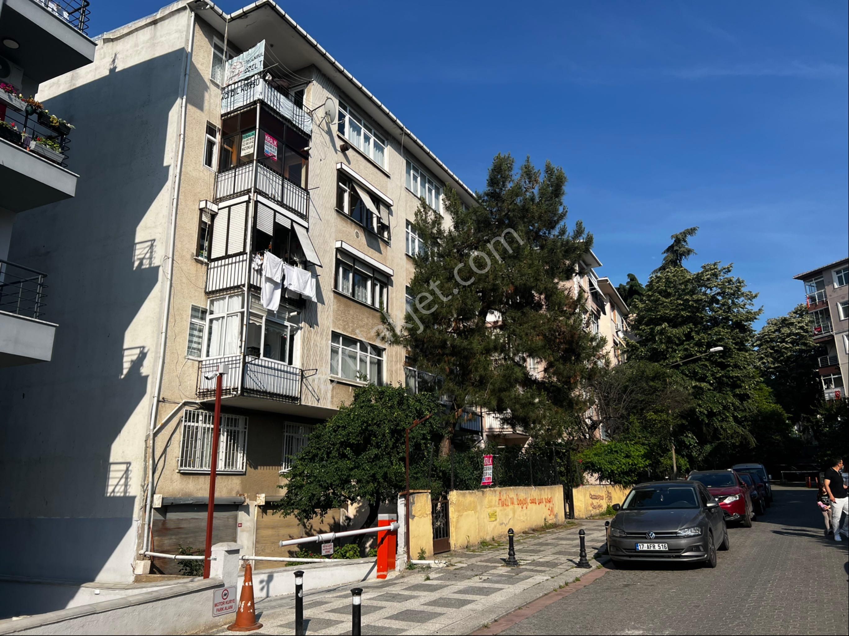 Naz Emlaktan Tepe Nautilus Avm Yanında Ara Kat 2+1 Kiralık Daire