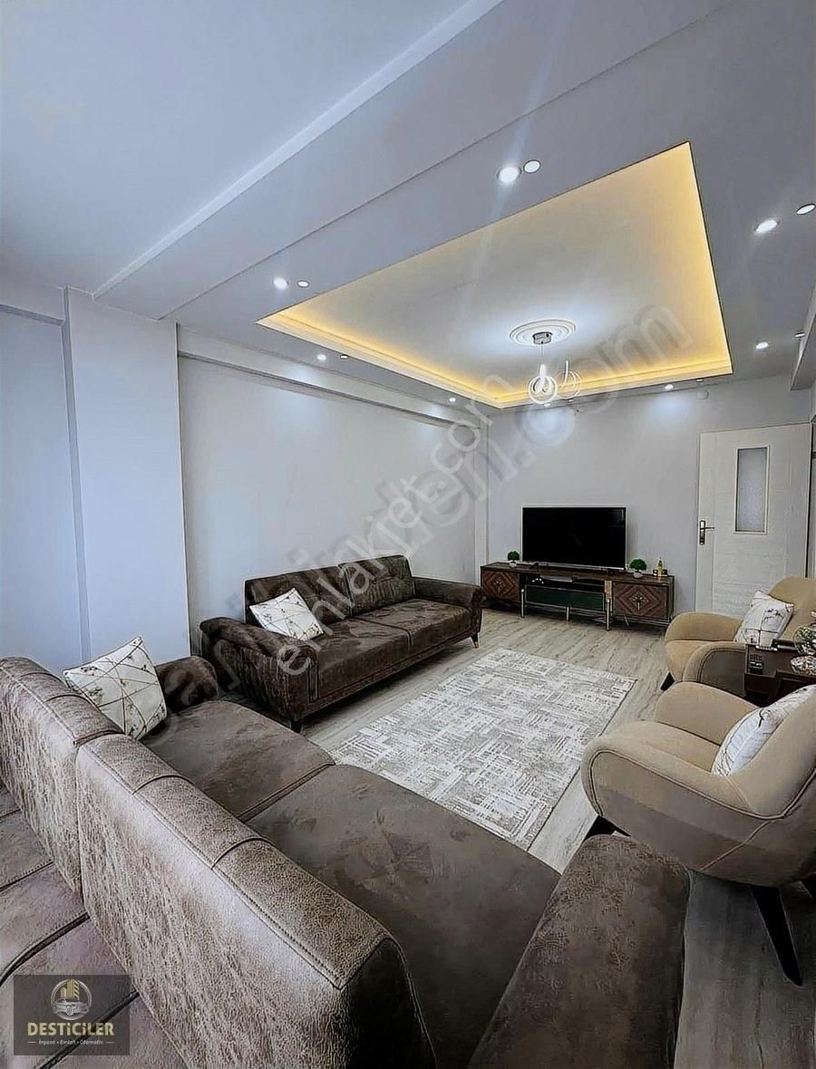 Ad-erenköy Mahallesi 2+1 Merkezi Konum Kullanışlı Daire