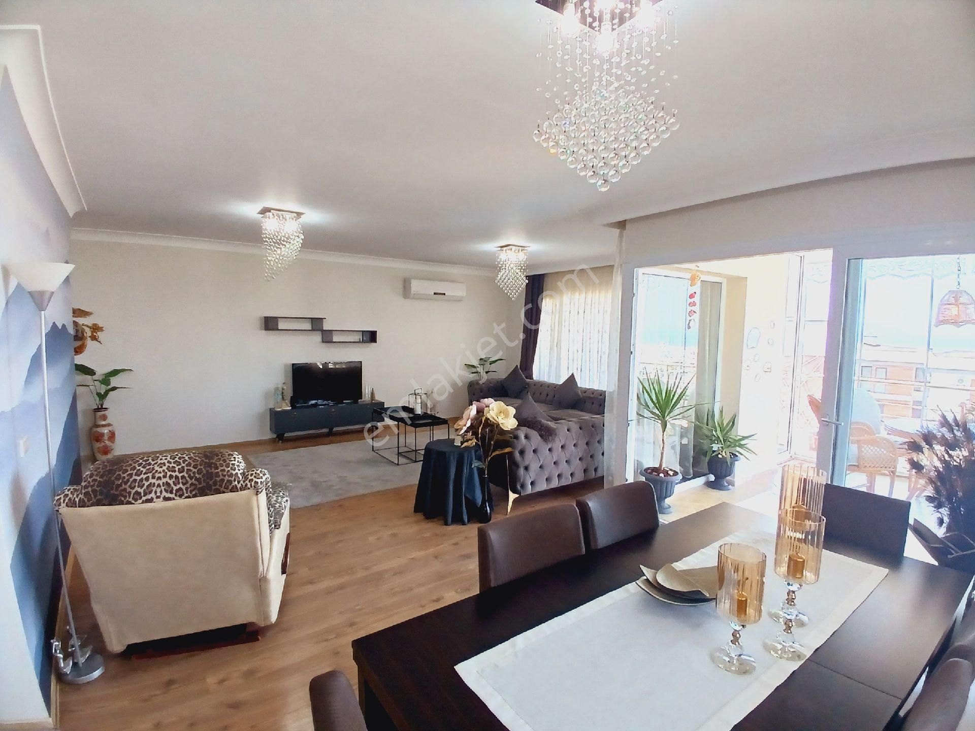 Kuşadası Ege Mah Satılık Çatı Dubleks - Görsel 9