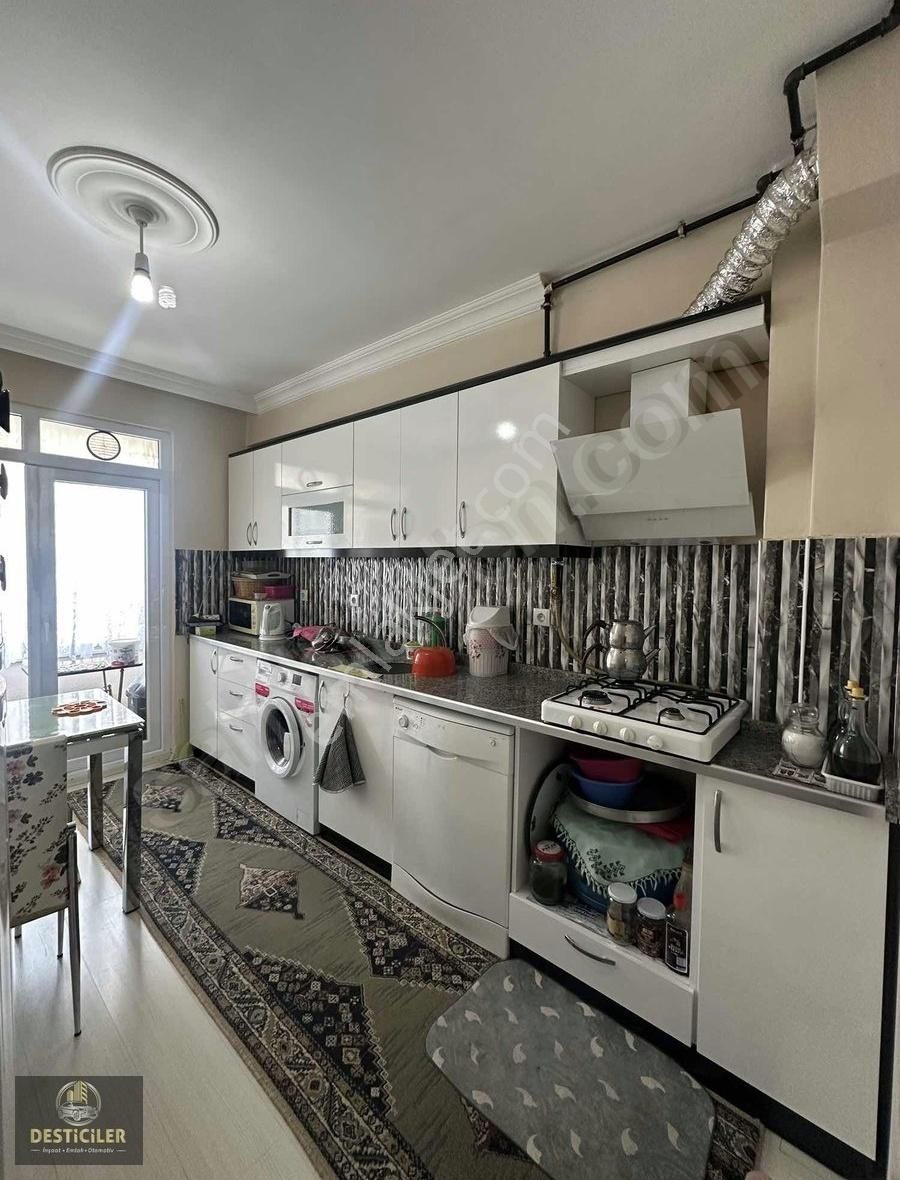Ad-1{desticiler} 71 Evler Mahallesi 2+1 Arakat Daire