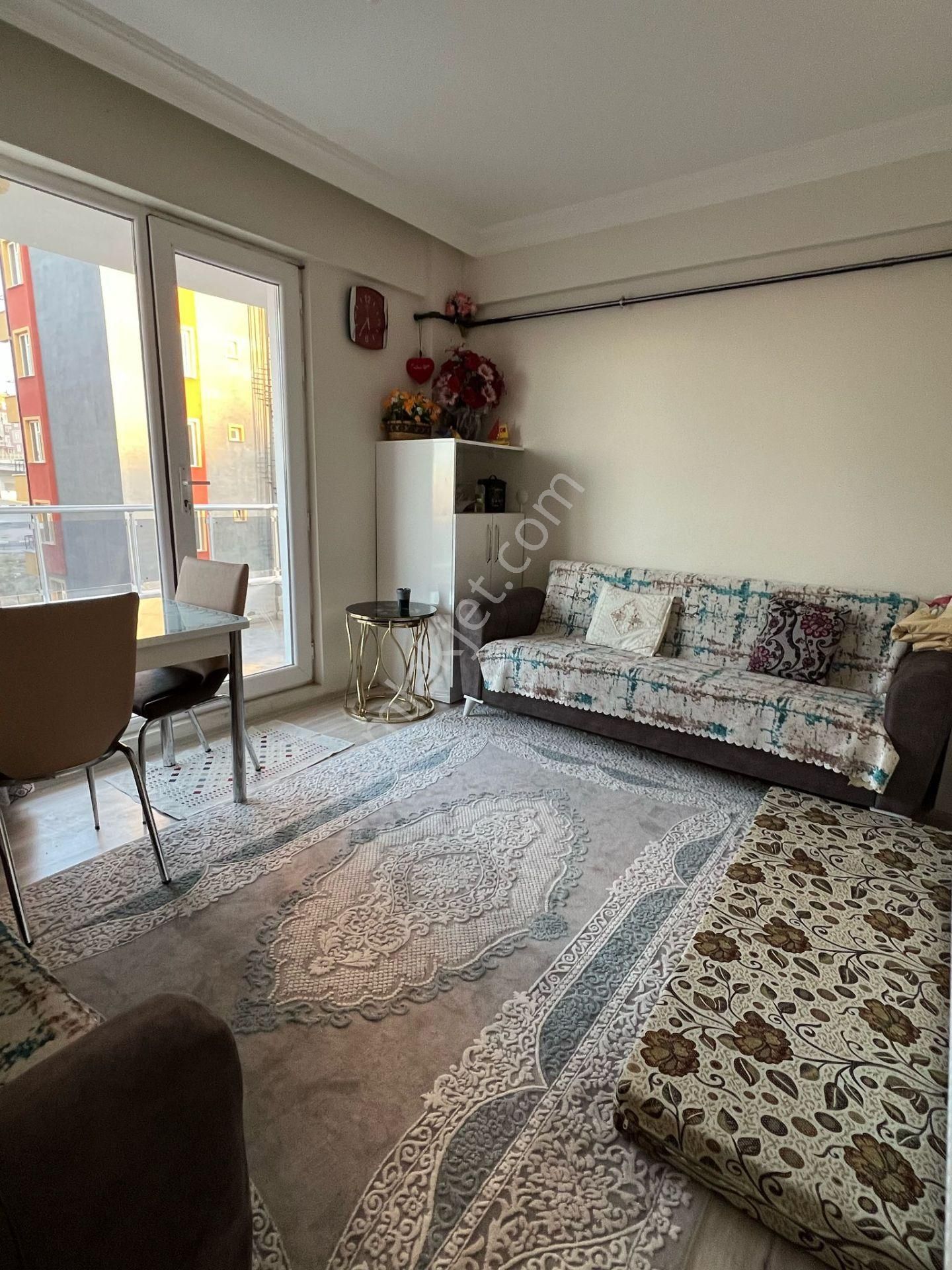 Enes Emlak'tan Kırbağı Mahallesinde Eşyalı Kiralık Daire