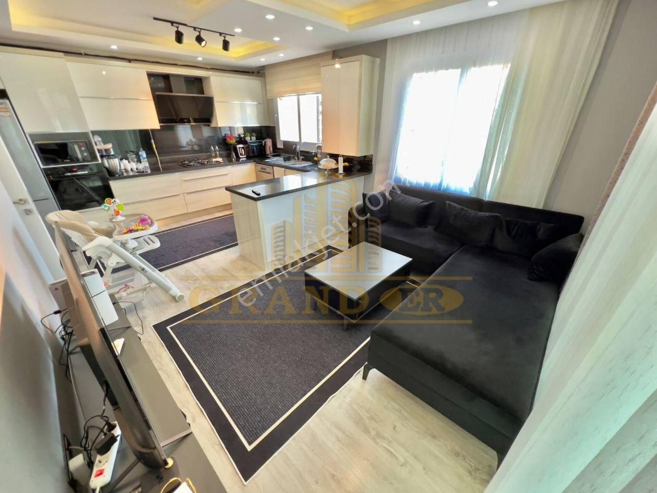 Mezitli Akdeniz Mah.lüx Eşyalı Kiralık Daire 4+1