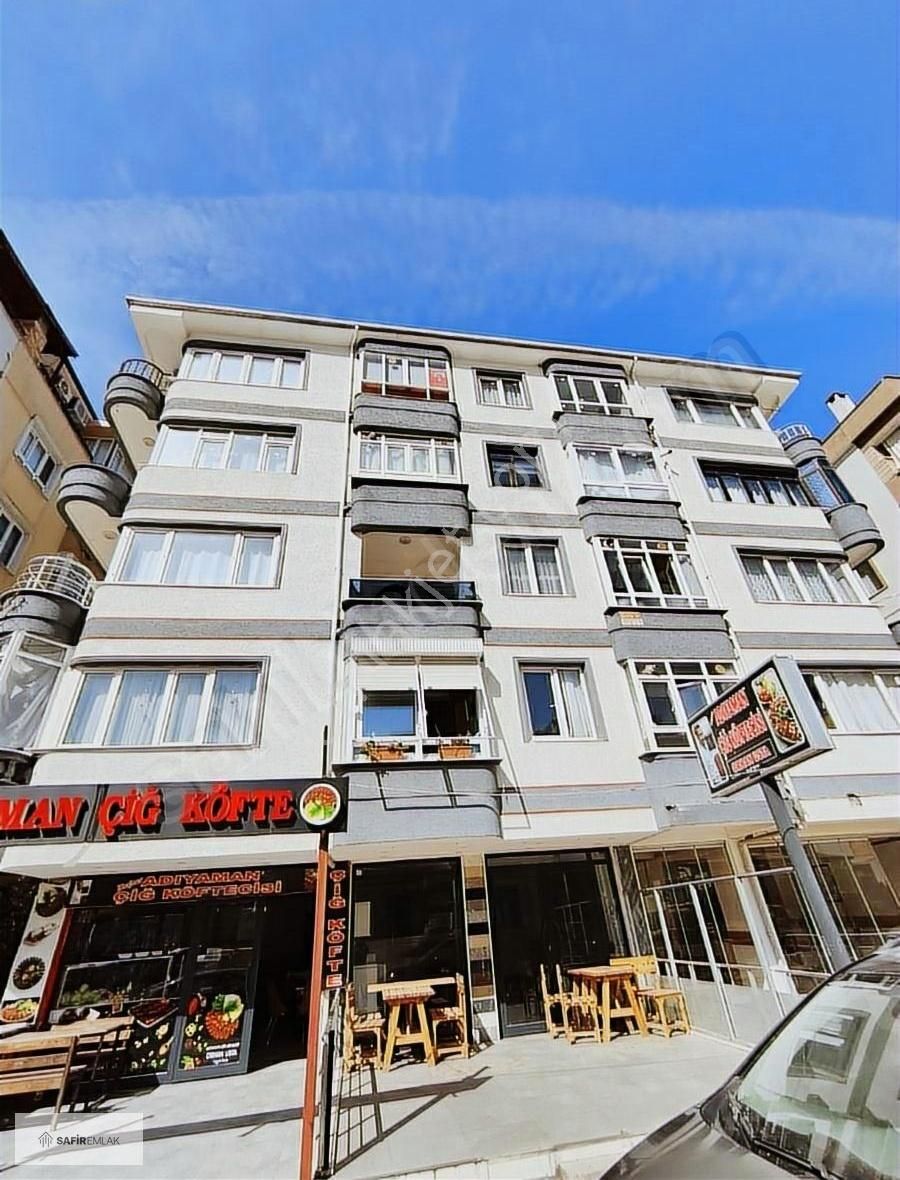 Çınarcık Merkezde Satılık 2+1 Daire