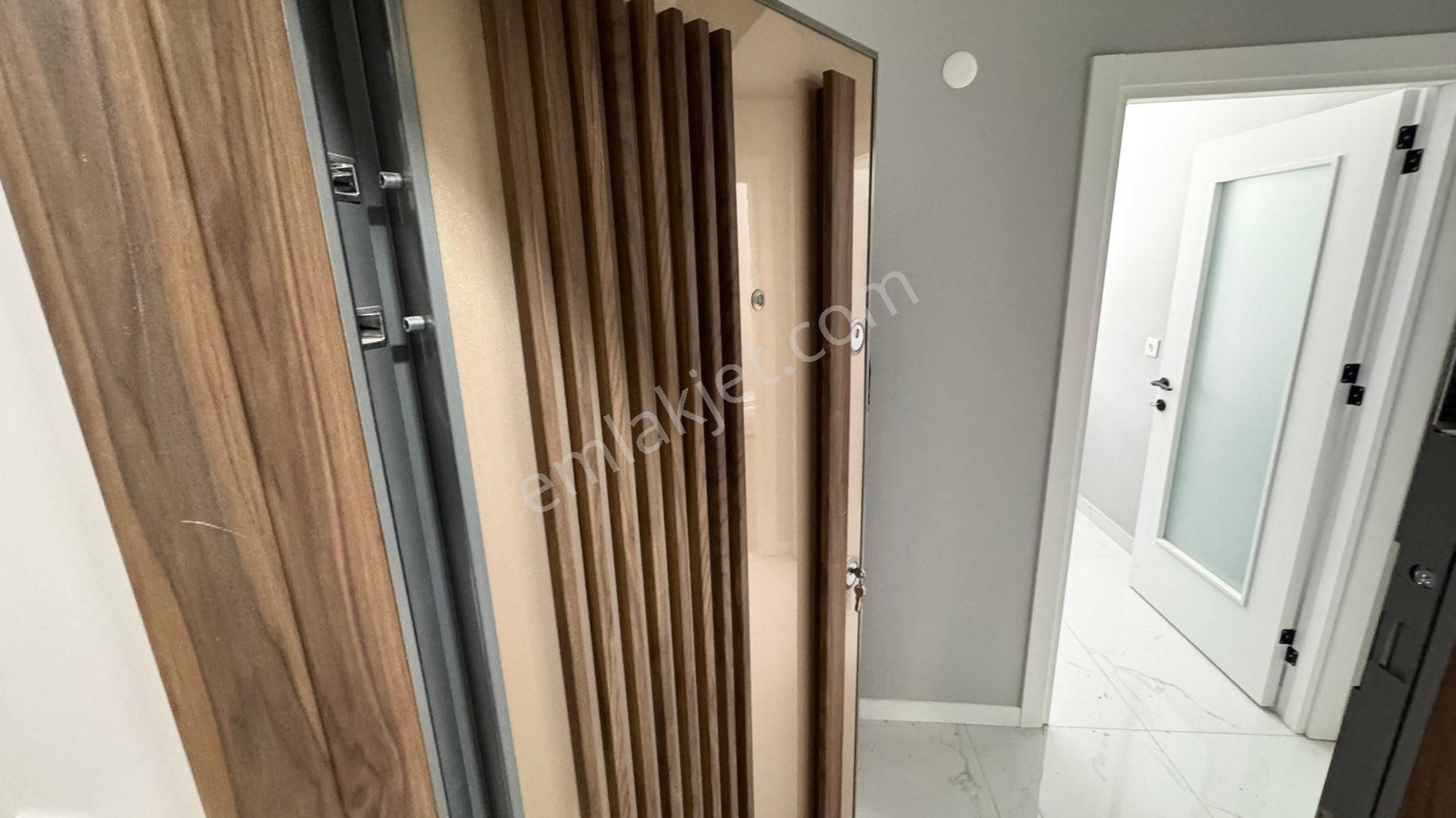 Vento'dan Sıfır Binada Kapalı Mutfaklı 2+1 Daire