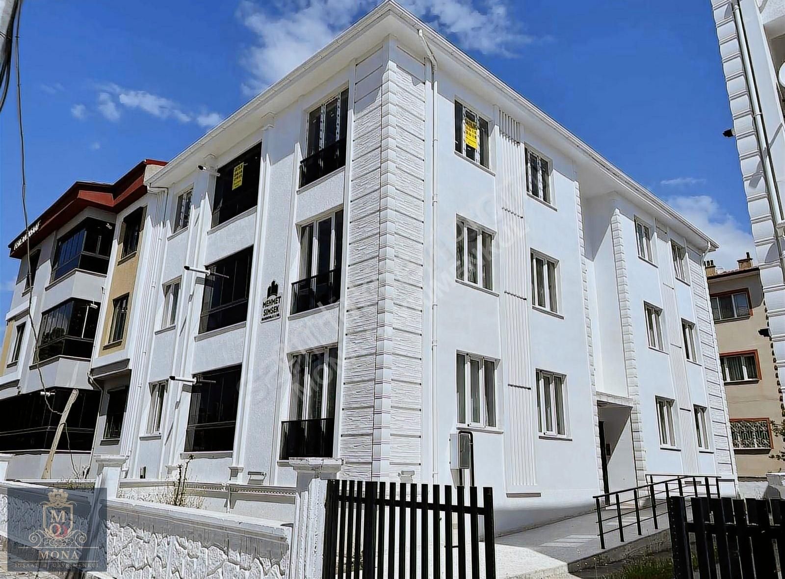 Mona'dan Cumhuriyet Mah.de Full Yapılı Fırsat 2+1 Satılık Daire!