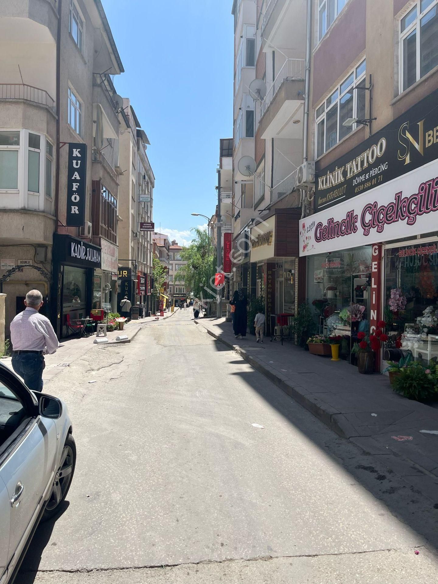 Kırıkkale Merkez Ovacık Mahallesi Gelinlikciler Caddesinde Satılık Daire