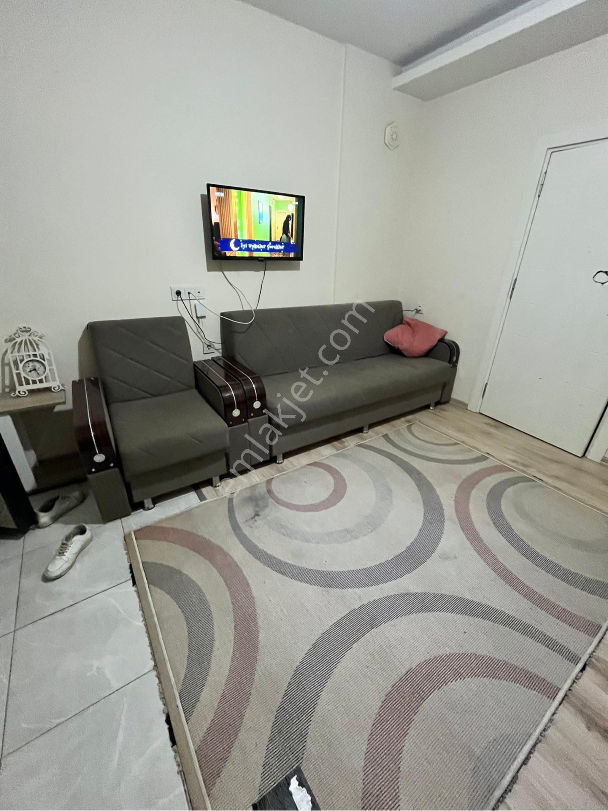 Ahatlıda Katta Ful Eşyalı 1+1 Kiralık Daire