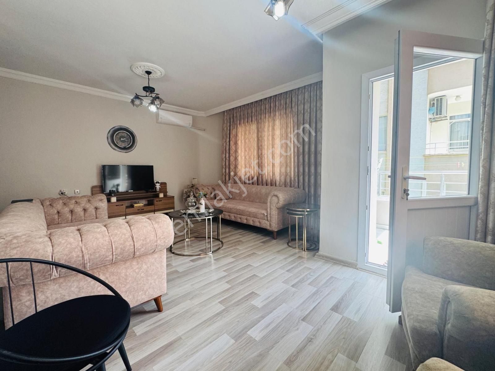 Ethereal'den Fatih Mah.'de Anayola Ve Sahile Yakın, Yapılı 3+1