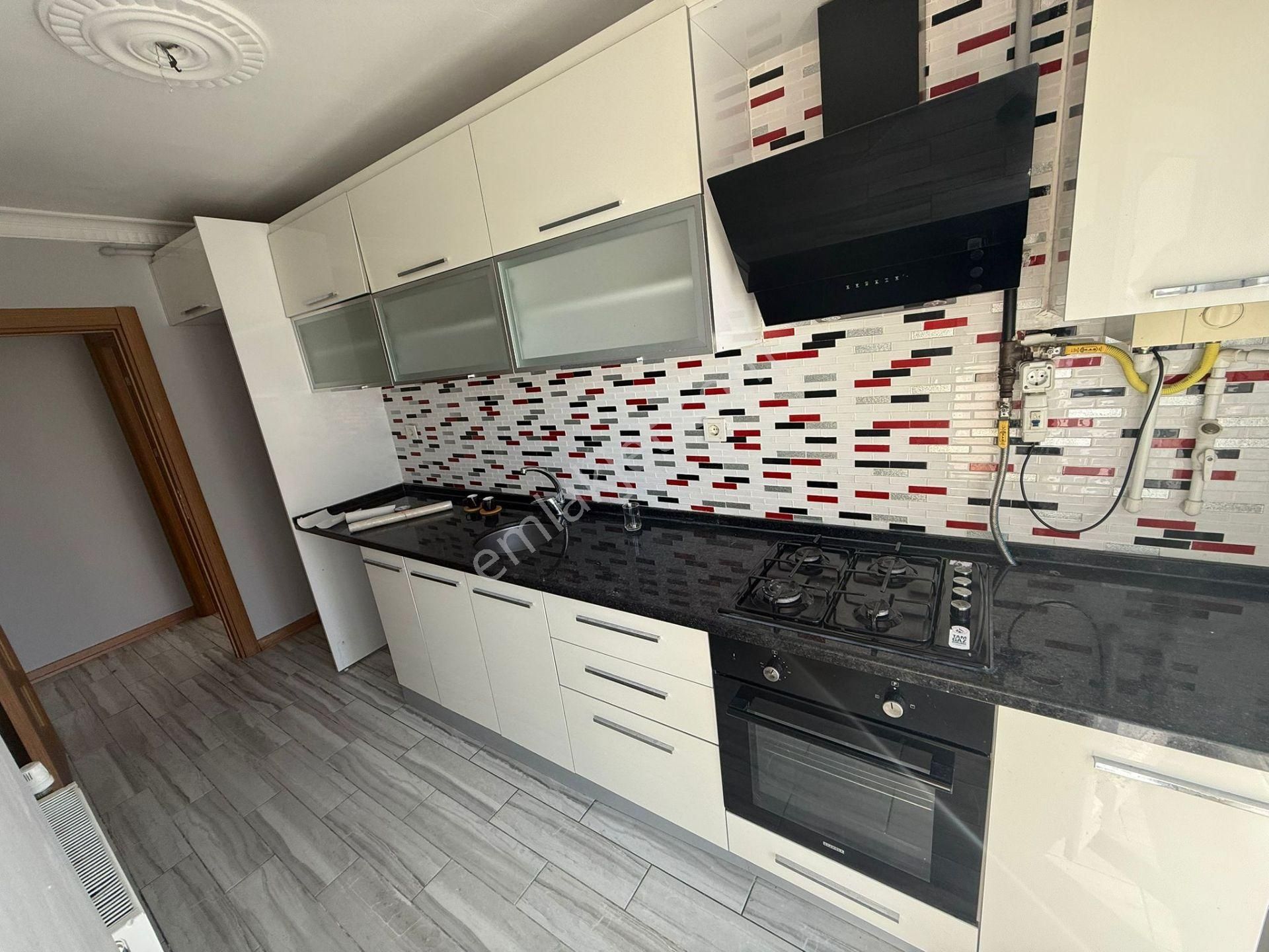 Barış'tan Boğaziçi Göl Evlerinde Kiralık 2+1 Daire