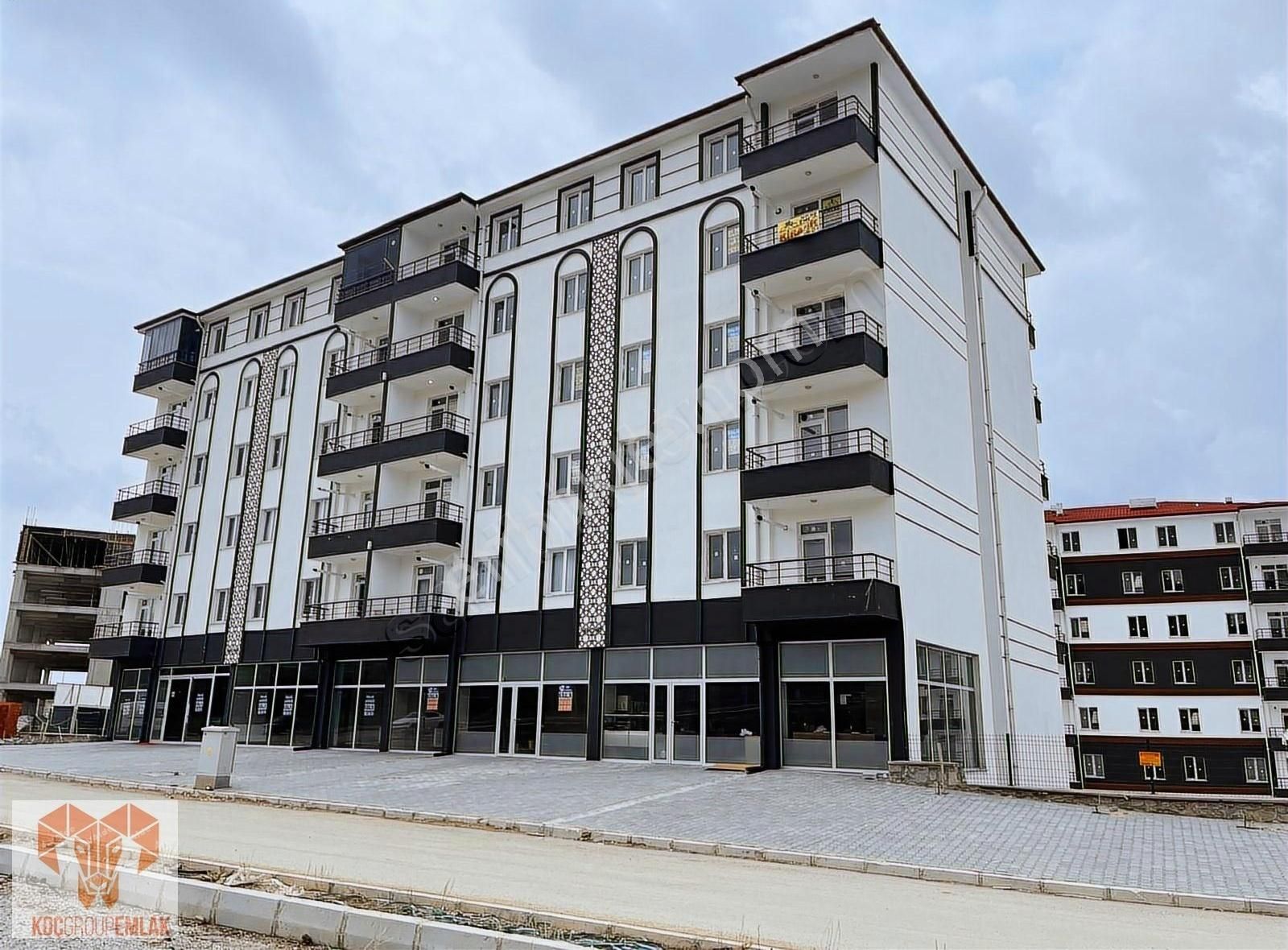 =^= Koç Group =^=üniversite Yolu Üzerinde 2+1 Kiralık Daire