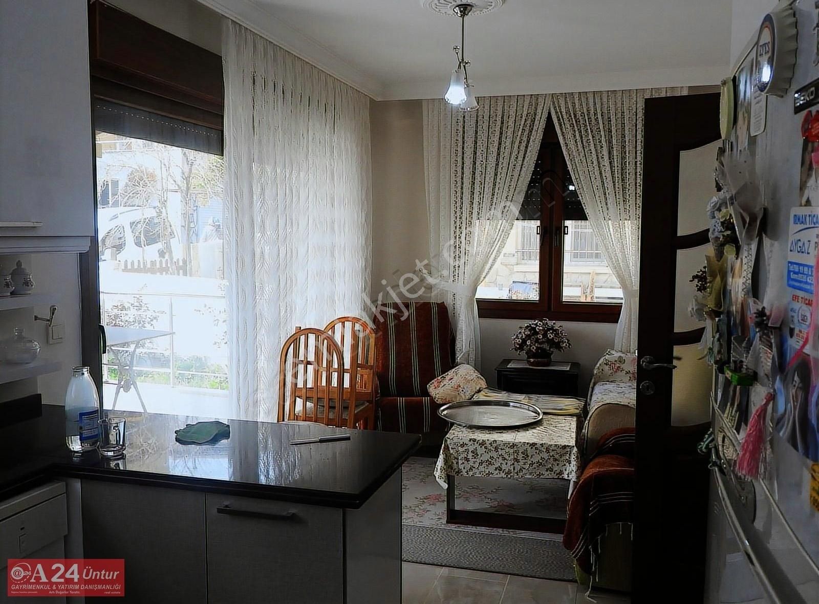 Urla Zeytinalanı'nda Satılık 4+1 Deniz Manzaralı Villa - Görsel 31
