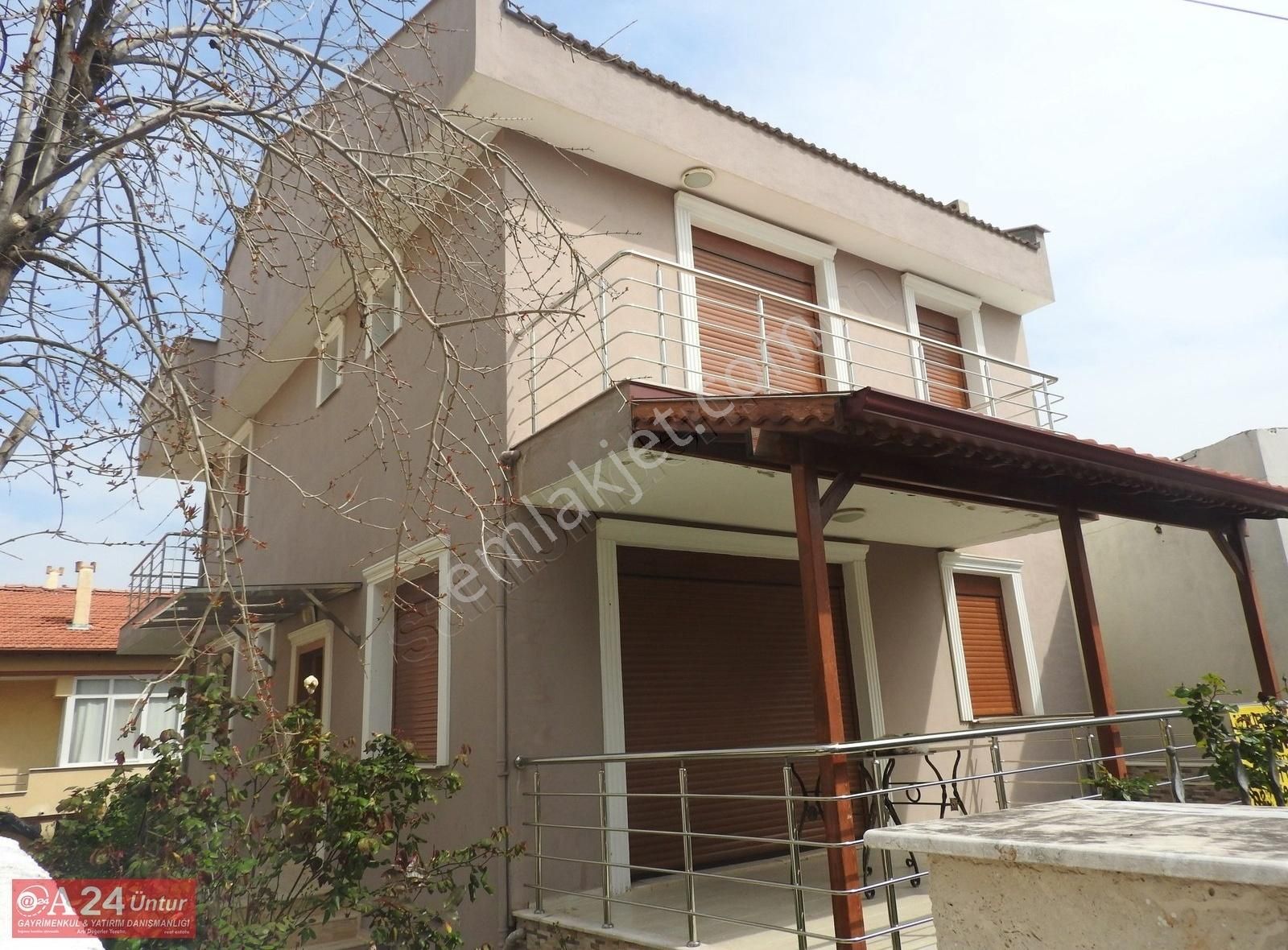 Urla Zeytinalanı'nda Satılık 4+1 Deniz Manzaralı Villa - Görsel 20