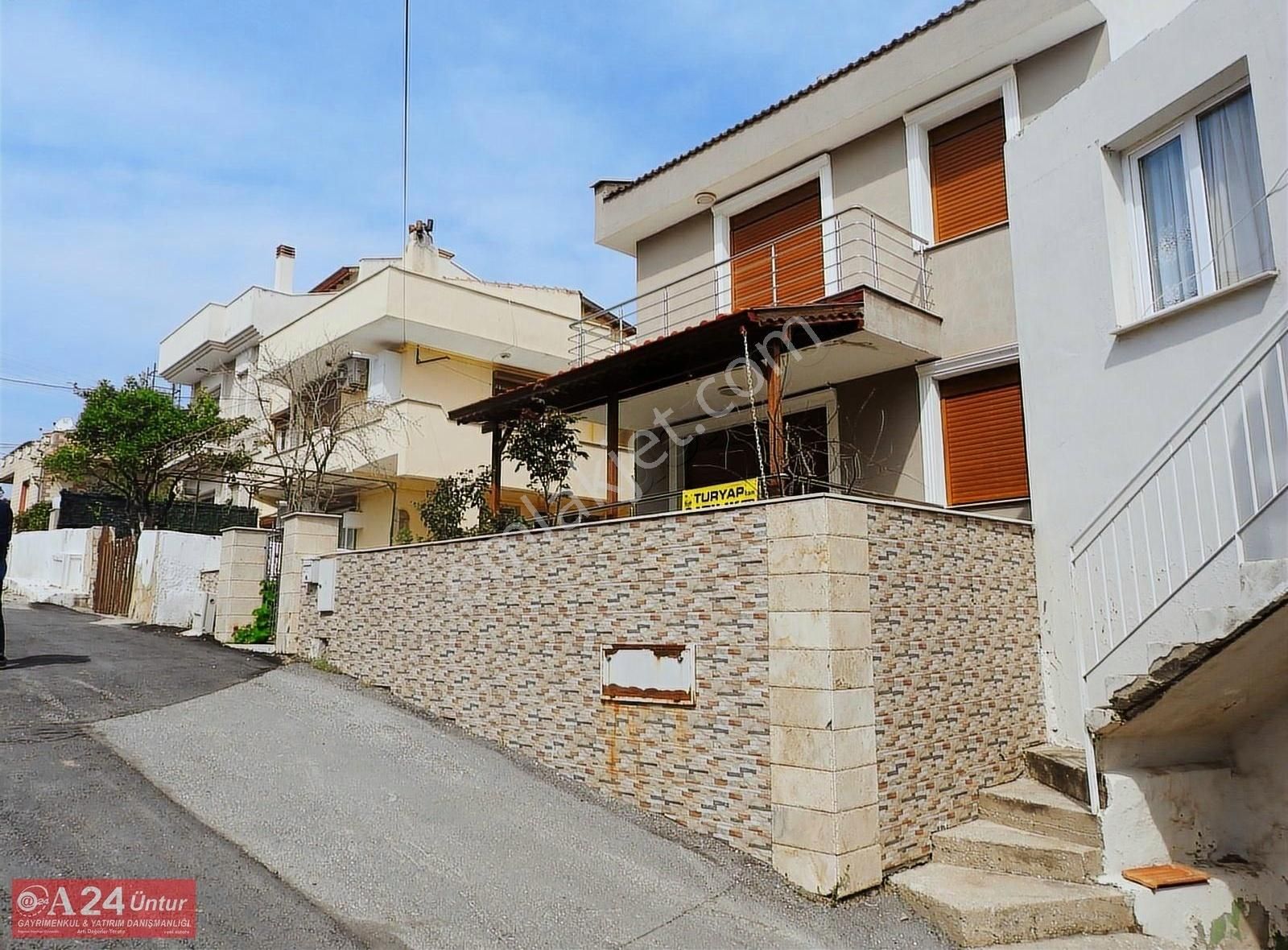 Urla Zeytinalanı'nda Satılık 4+1 Deniz Manzaralı Villa - Görsel 26