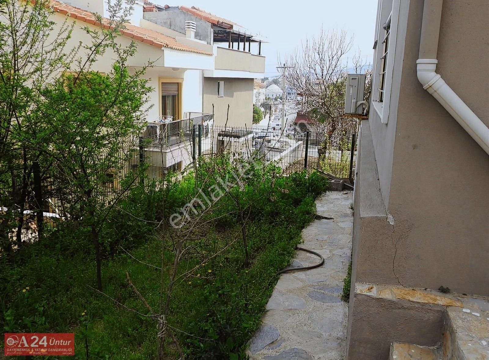 Urla Zeytinalanı'nda Satılık 4+1 Deniz Manzaralı Villa - Görsel 34