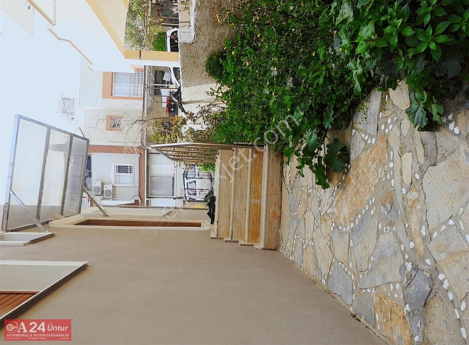 Urla Zeytinalanı'nda Satılık 4+1 Deniz Manzaralı Villa - Görsel 7