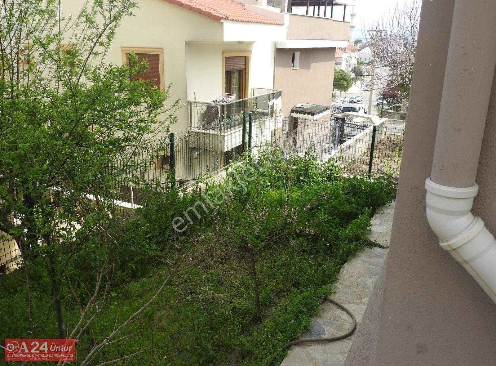 Urla Zeytinalanı'nda Satılık 4+1 Deniz Manzaralı Villa - Görsel 24