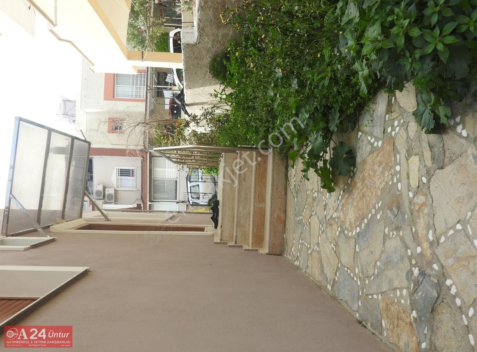 Urla Zeytinalanı'nda Satılık 4+1 Deniz Manzaralı Villa - Görsel 3