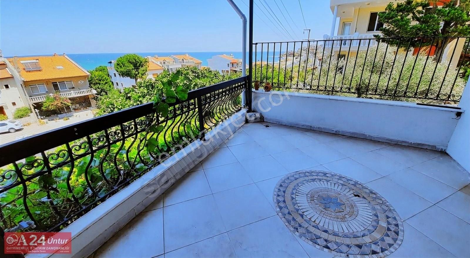 Urla Kalabak'ta Satılık Deniz Manzaralı 5+2 Tam Müstakil Villa - Görsel 15