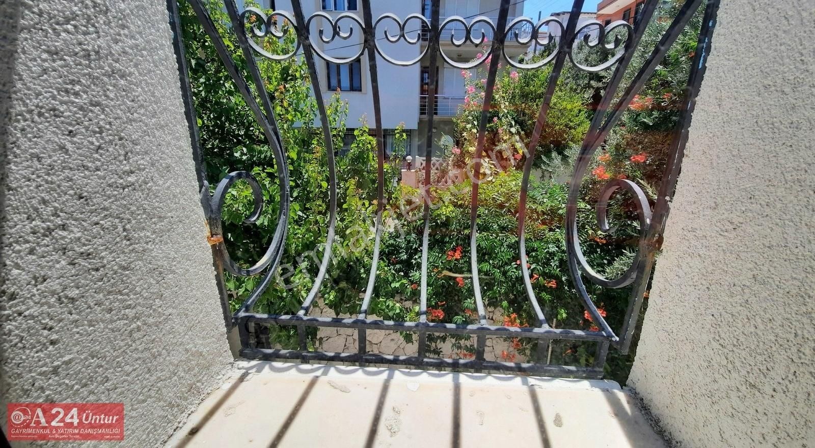 Urla Kalabak'ta Satılık Deniz Manzaralı 5+2 Tam Müstakil Villa - Görsel 11