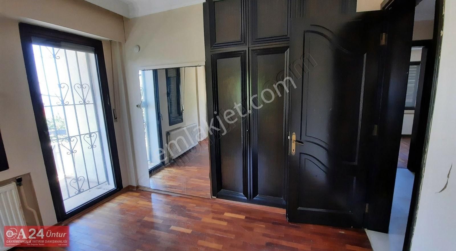 Urla Kalabak'ta Satılık Deniz Manzaralı 5+2 Tam Müstakil Villa - Görsel 33