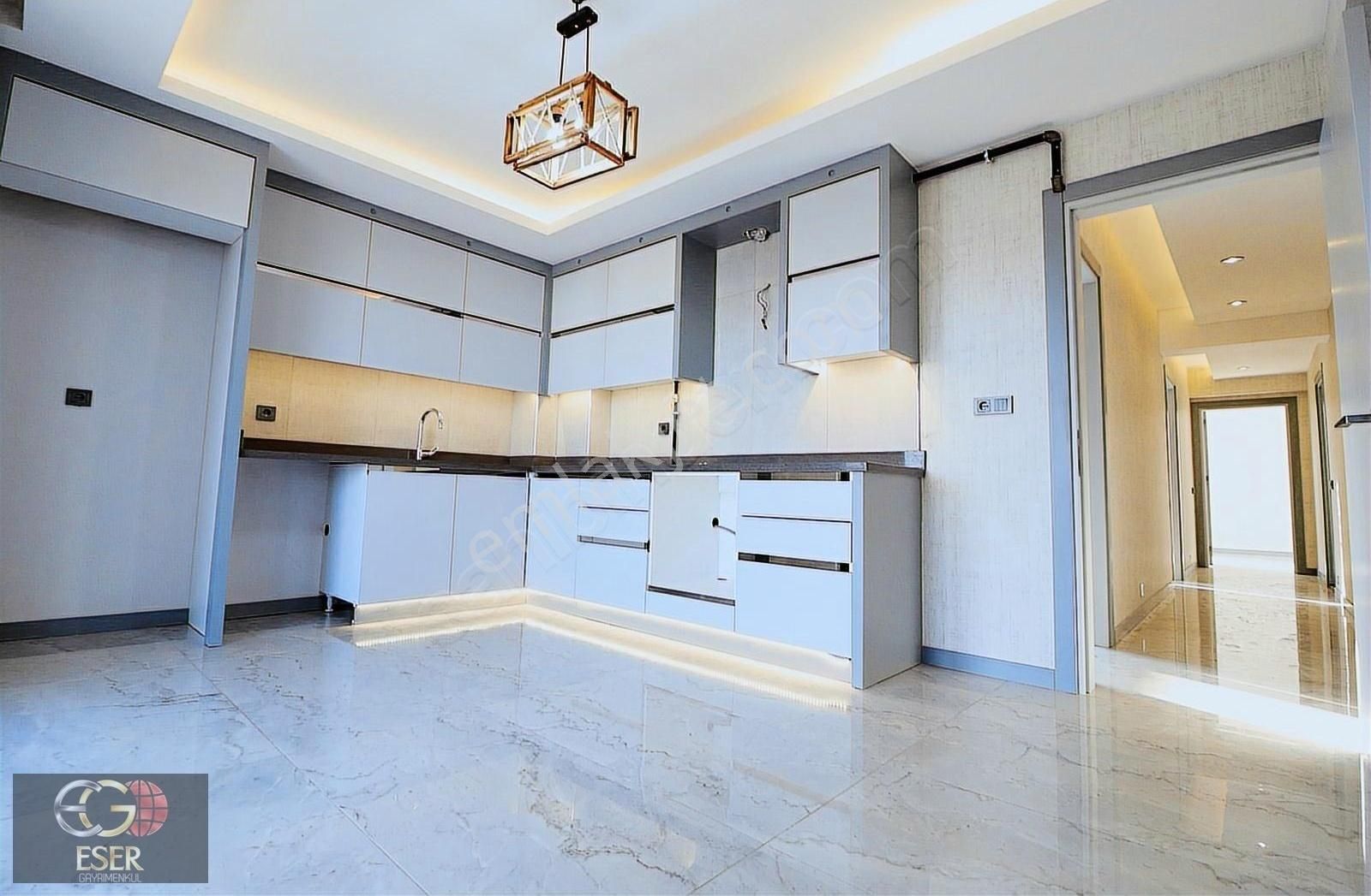 Eser'den Ferhatlar Yakını Site İçi 165 M2 3+1 Manzaralı Daire...