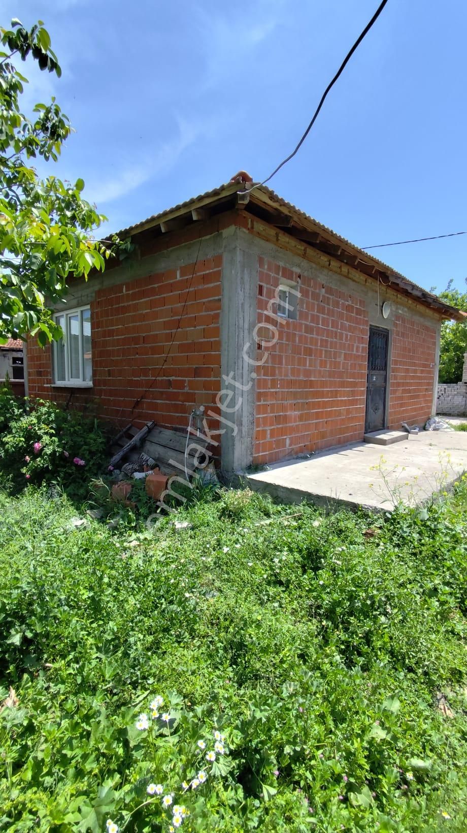 İnceoğlundan Güller'de 569m2 Arsa İçerisinde Satılık Köy Evi - Görsel 3