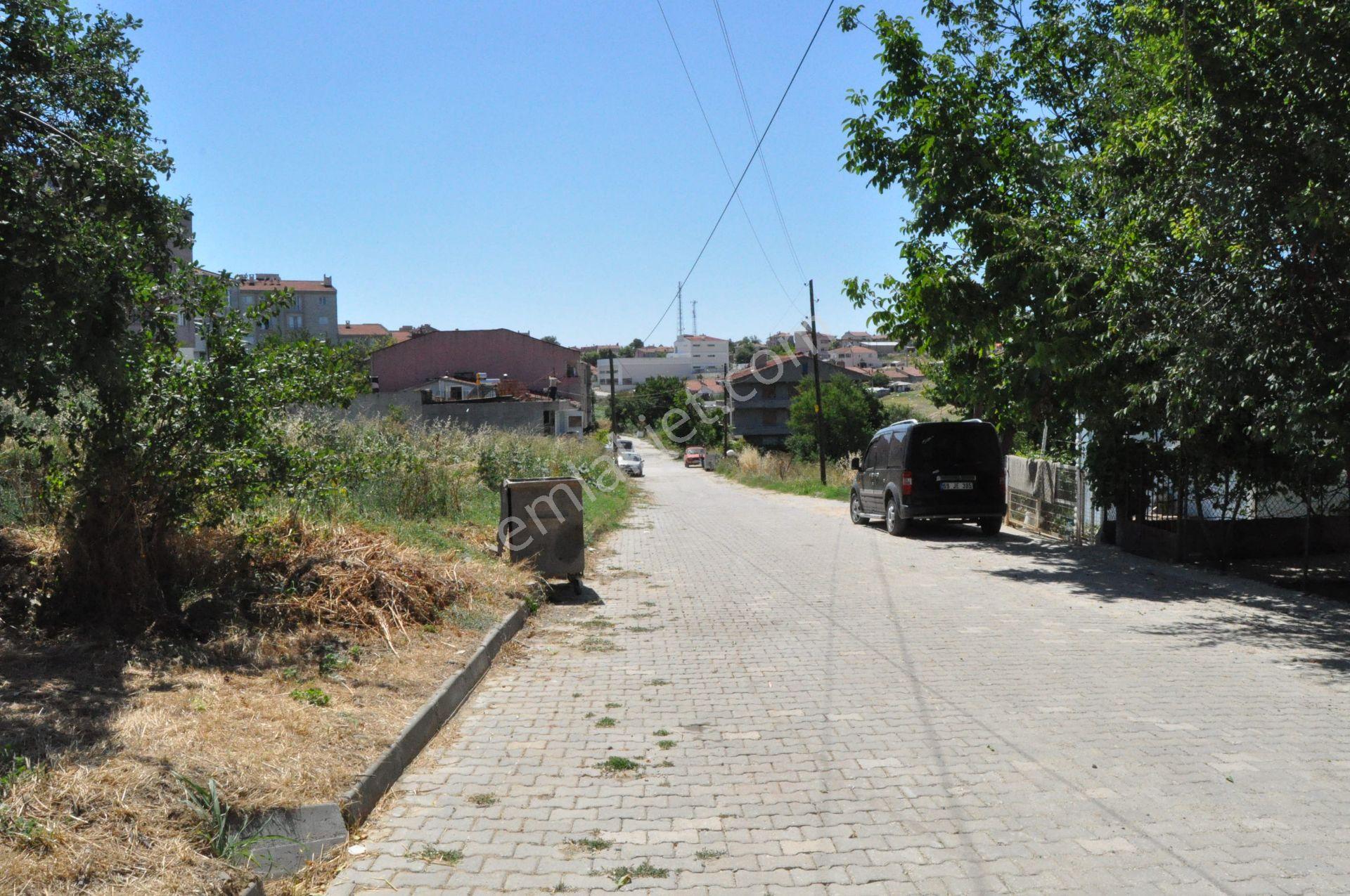 Tekirdağ Malkara Hacıevhat Mh.kaçmazdan Satılık Çok Uyguna 679m2 Şehir İçinde 3,5 Kat İmarlı Arsa - Görsel 3