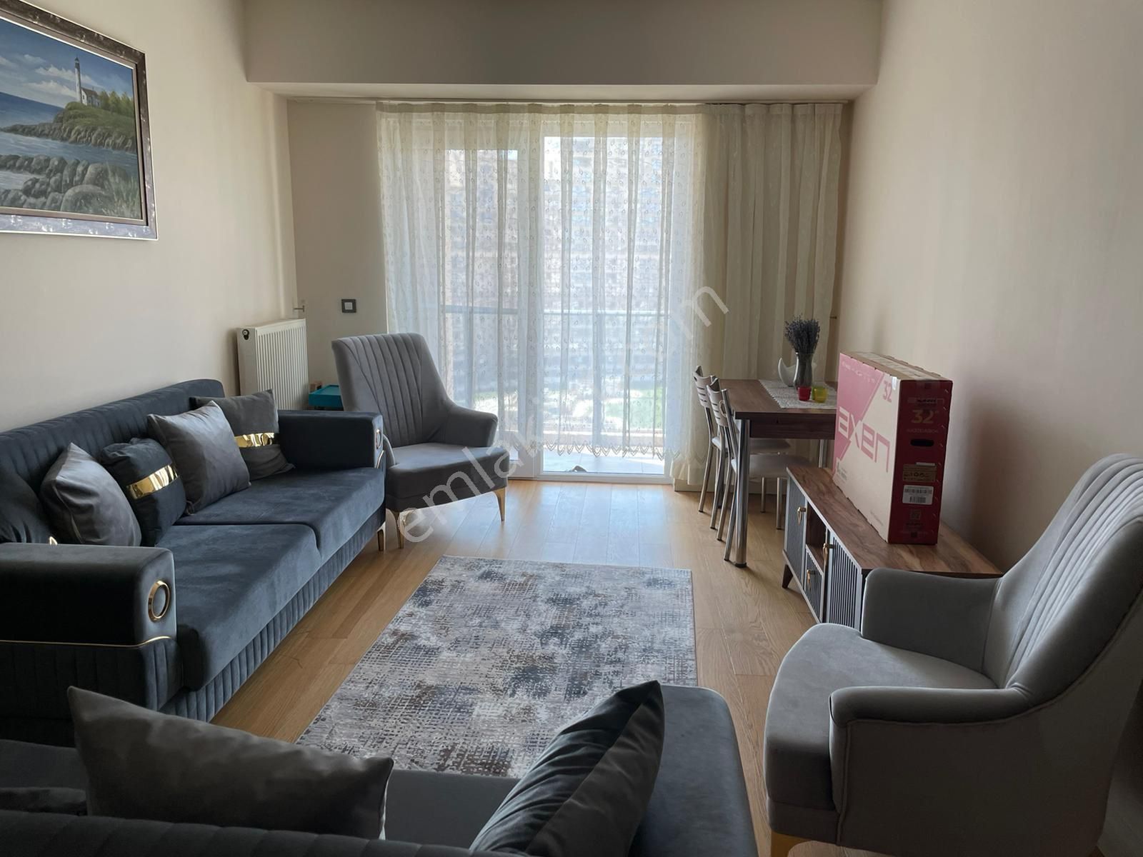 Kiptaş Venezia Mega Satılık 1+1 Boş Daire
