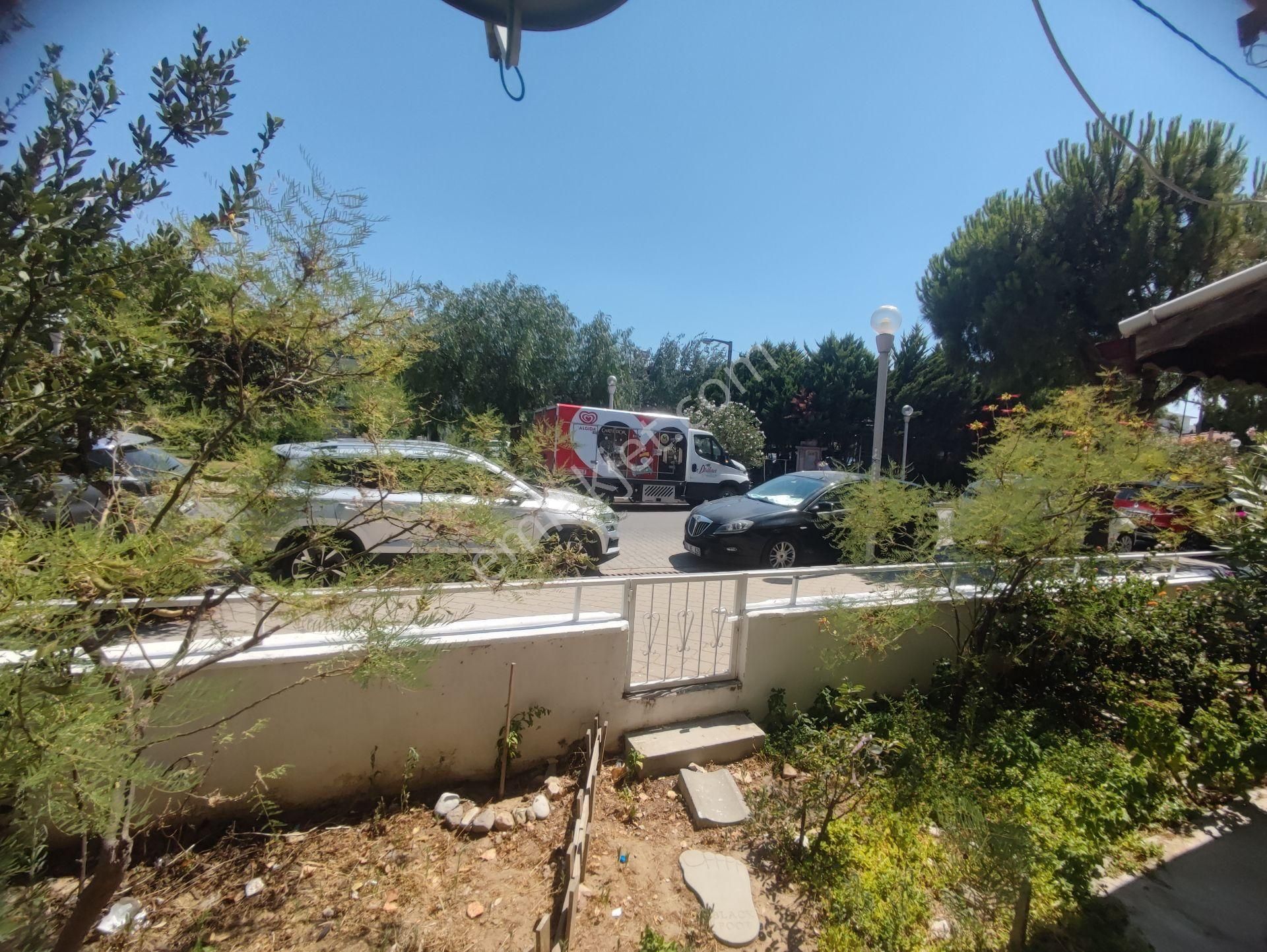 Balıkesir Öğretmenler Mah.de Denize 100 Mt. Eşyalı Yazlık Daire