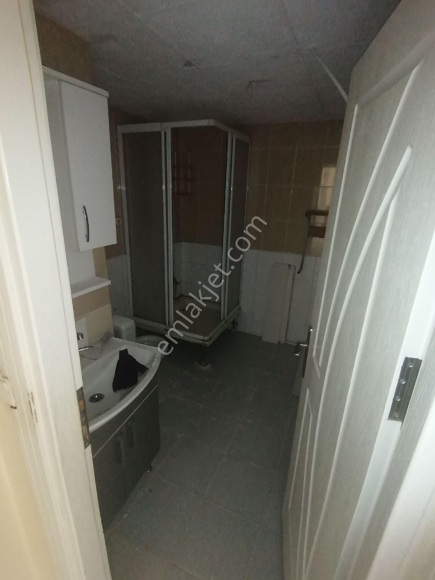 Ümraniye Çamlık Çakmak İkbal Caddesi Üzerinde Yabancı Ya Bekara Uygun Kiralık Daire - Görsel 6